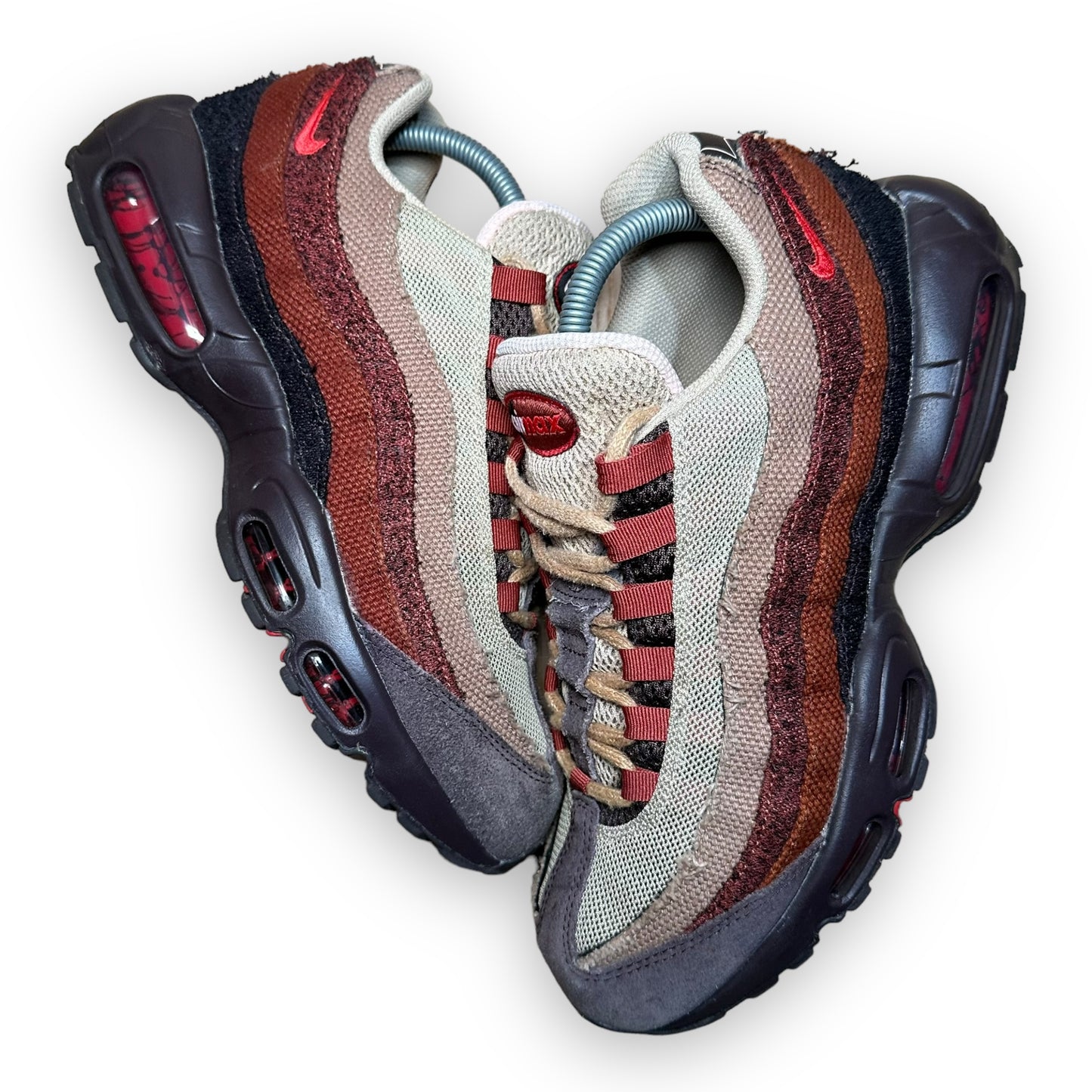 EU44 - US10 - UK9 • Air Max 95 Anatomy of Air Brown