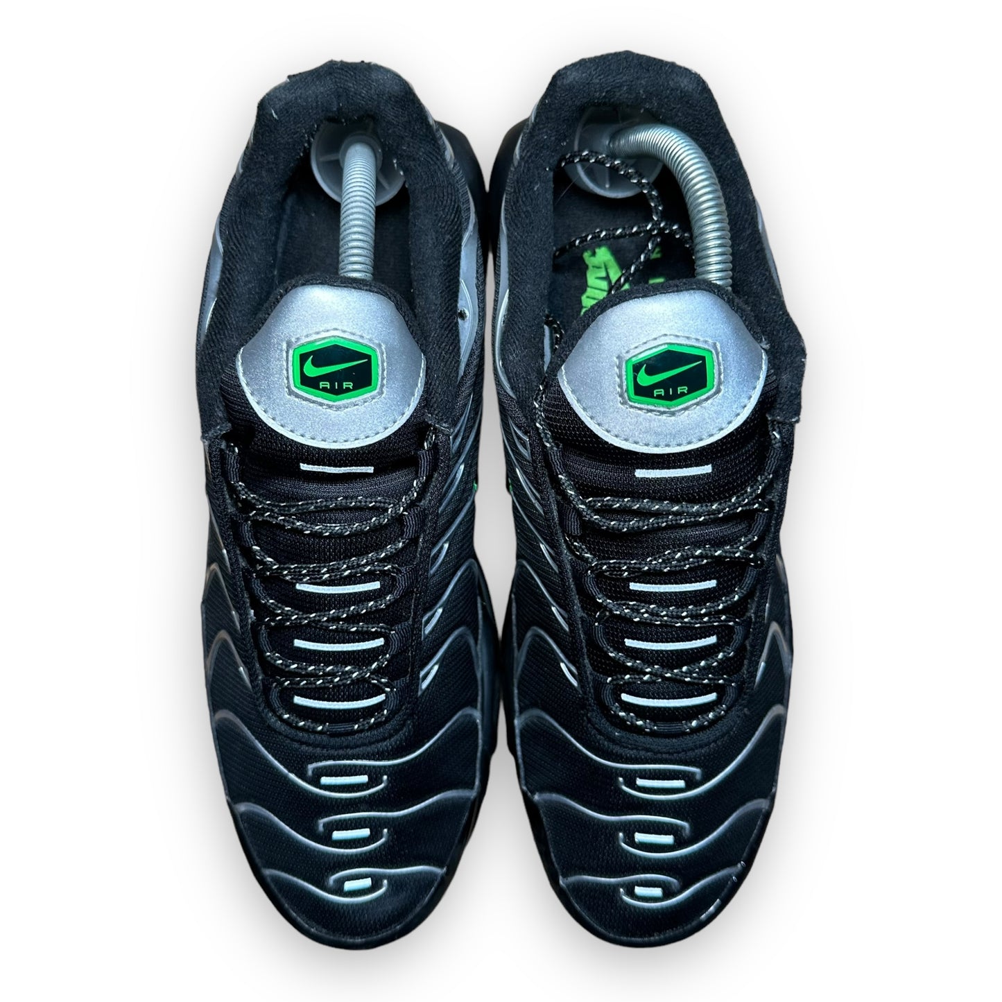 EU45 - US11 - UK10 • Air Max Plus Black Silver Green Strike