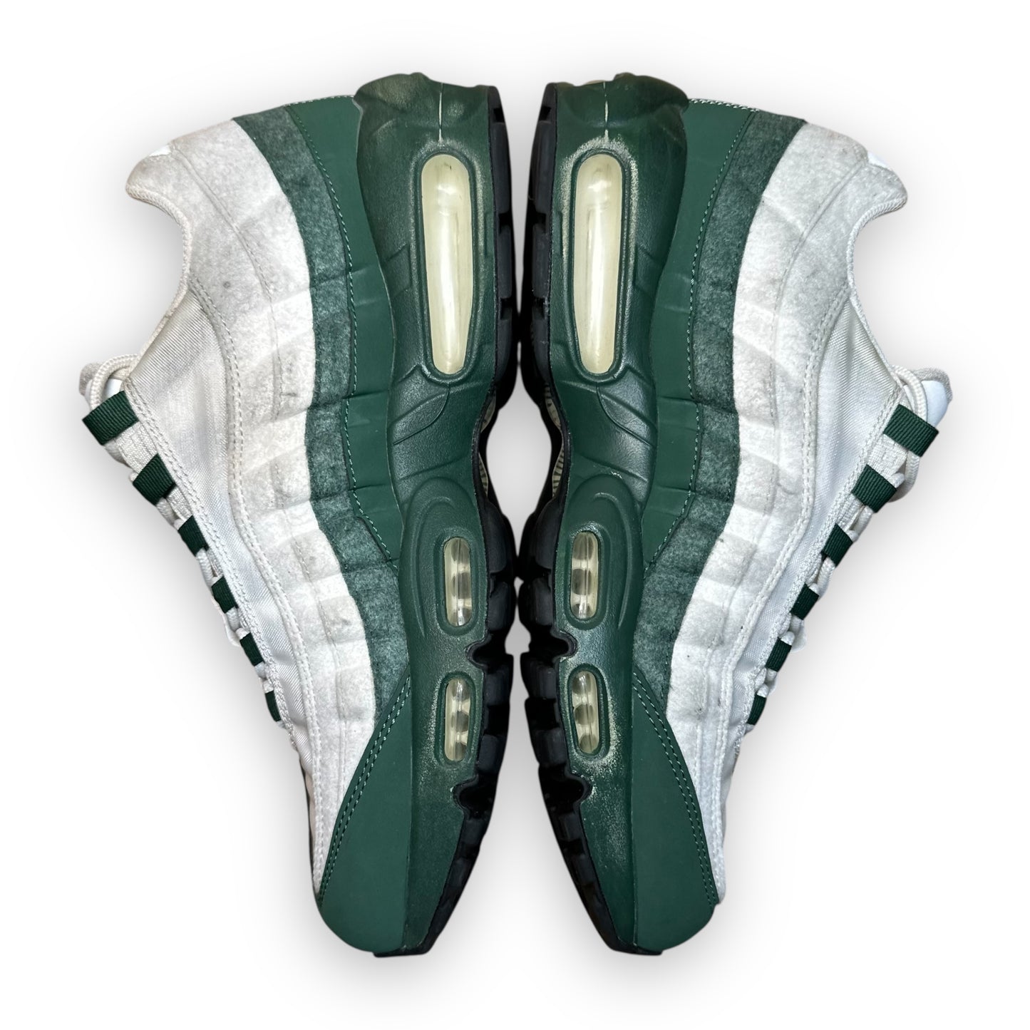 EU44 - US10 - UK9 • Air Max 95 Fir
