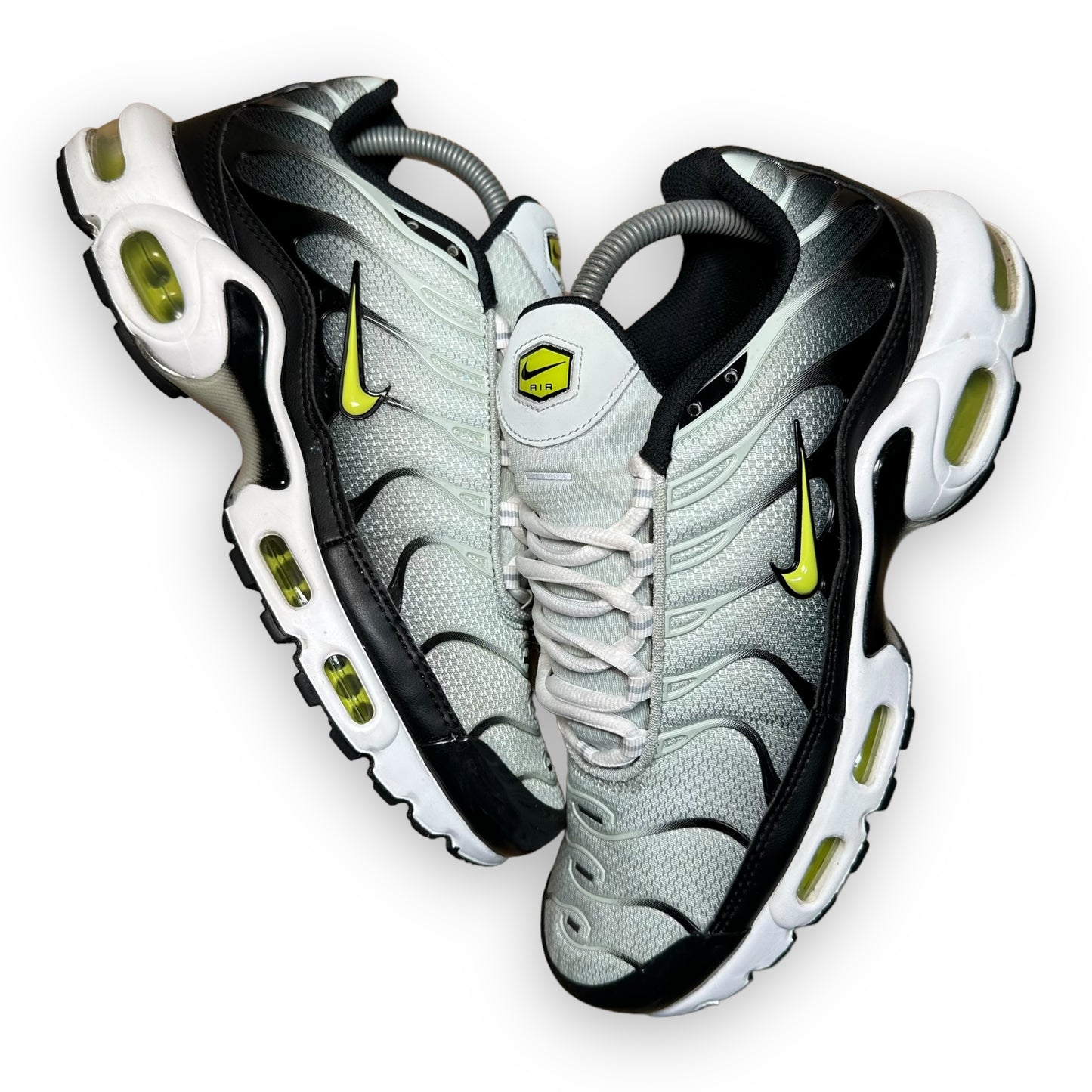 EU42.5 - US9 - UK8 • Air Max Plus Light Green