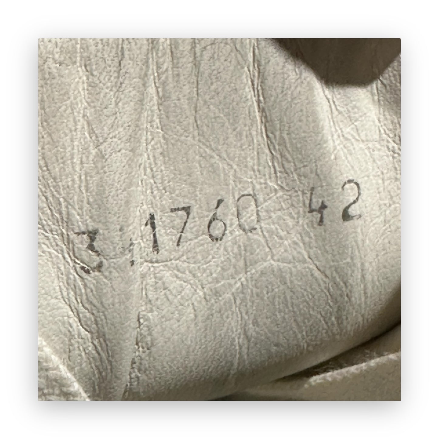 EU43 - US9.5 - UK8.5 • Balanciaga Arena High Leather White