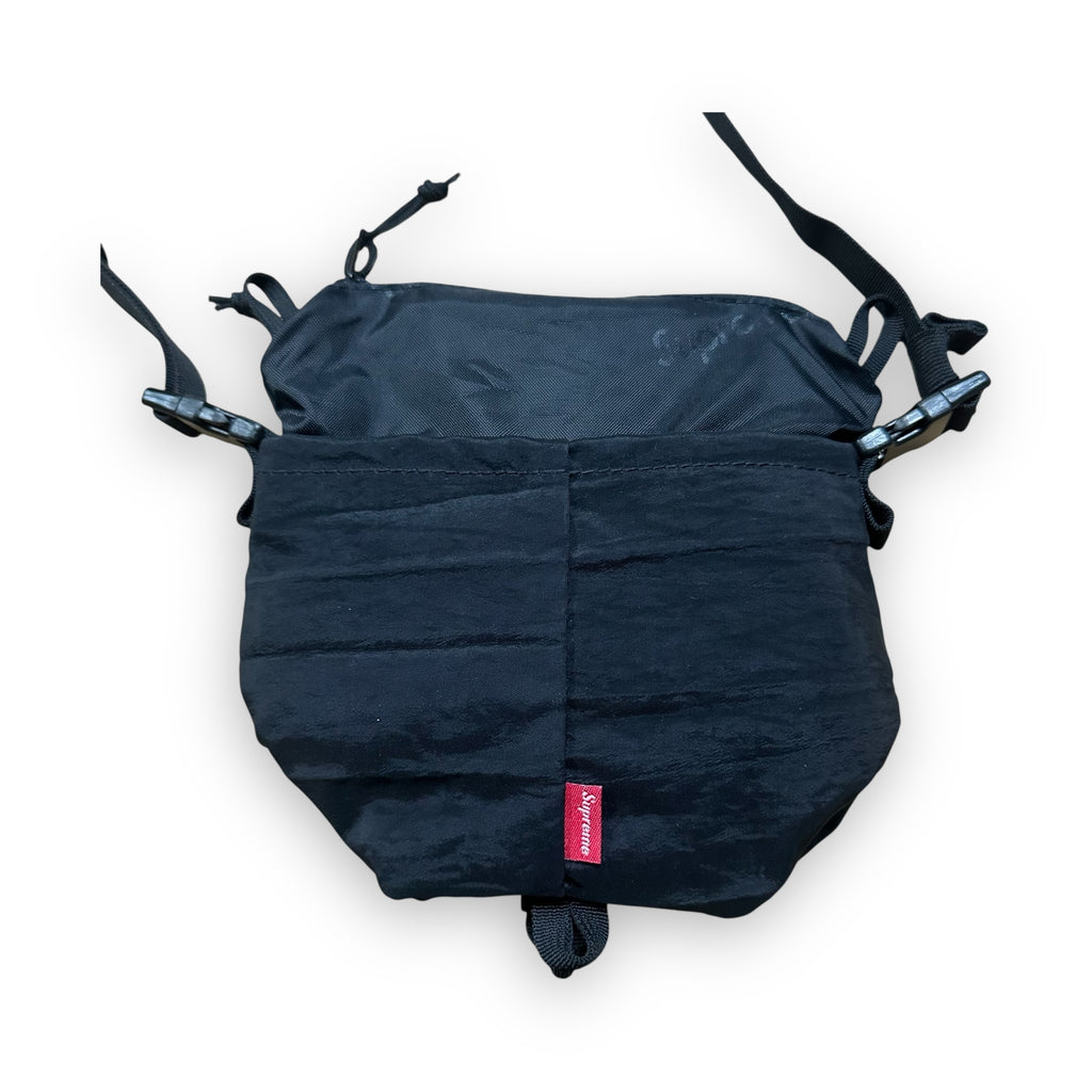 Bag Supreme Neck Pouch
 Black FW20