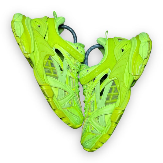 EU40 - US7 - UK6 • Balenciaga Track 2 Neon