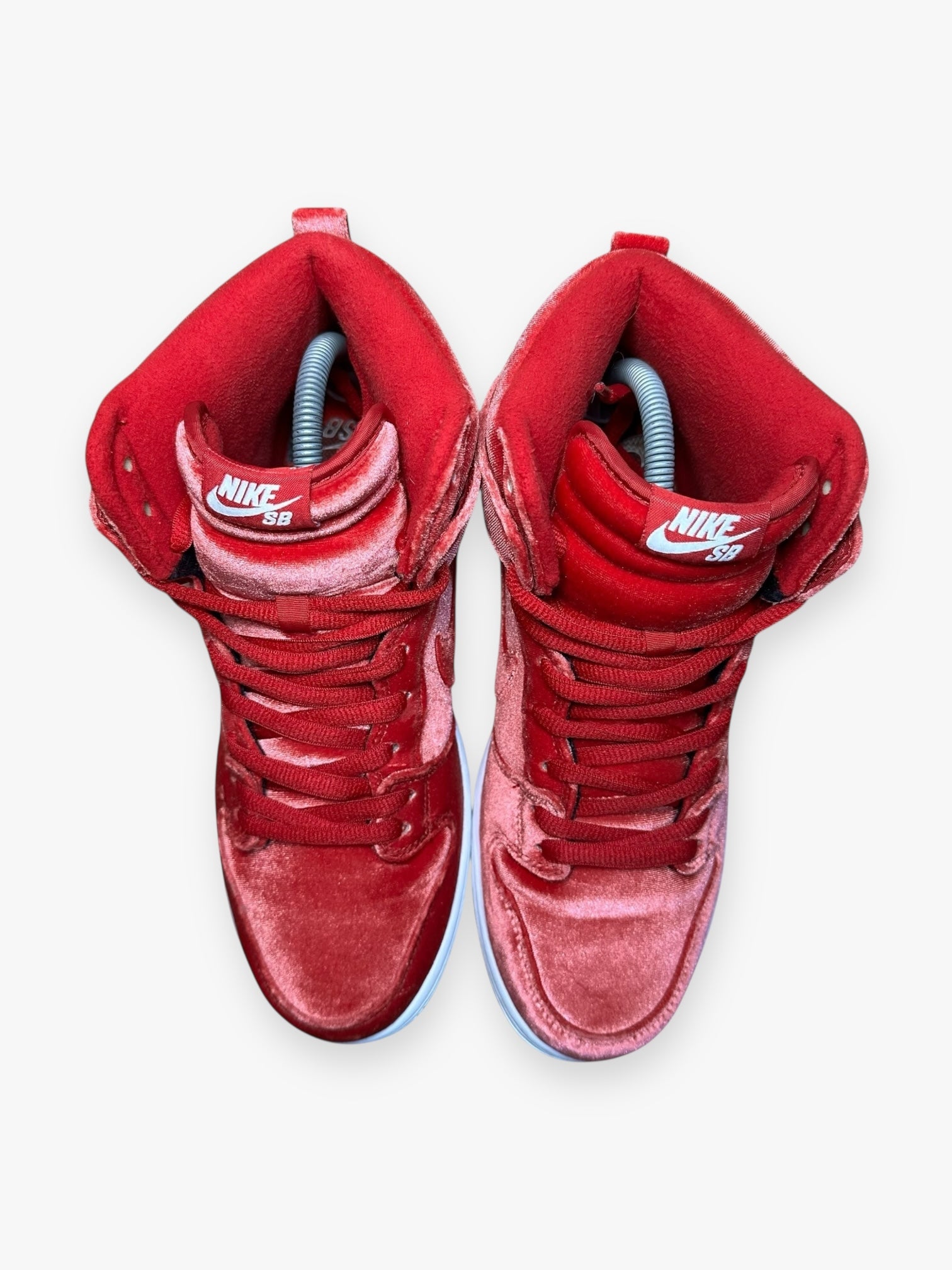 SB Dunk High Red Velvet