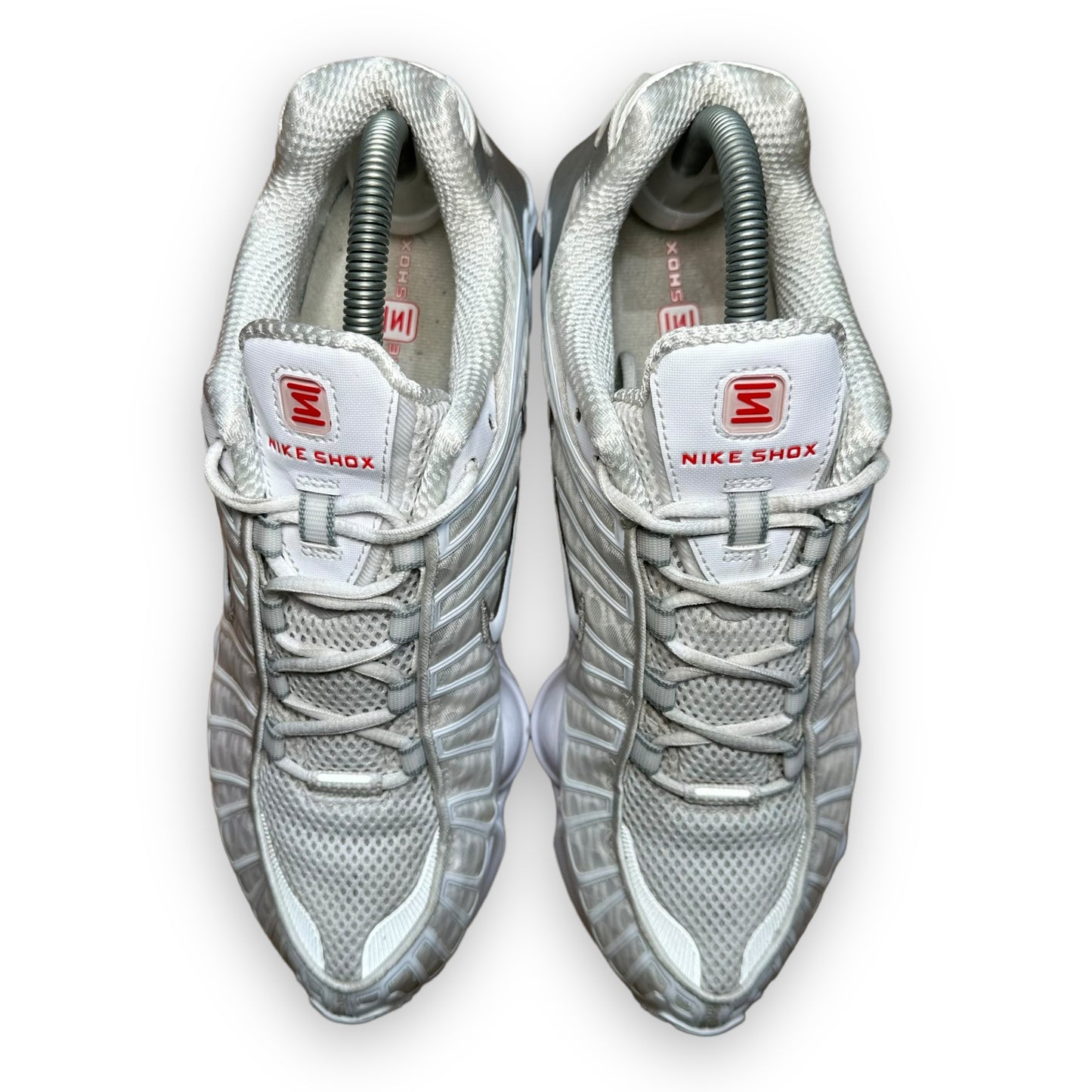 EU41 - US8 - UK7 • Shox TL White Metallic Silver