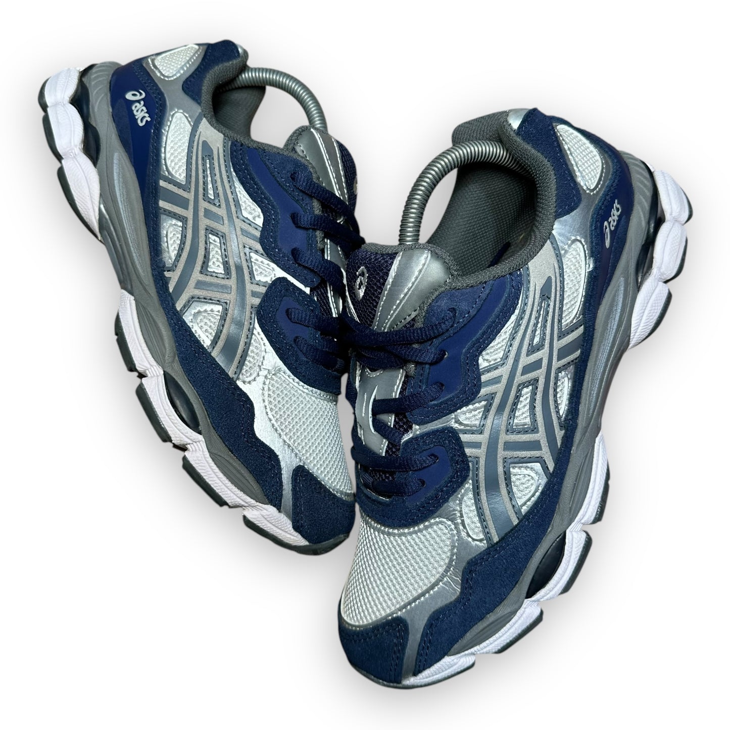 EU42 - US8.5 - UK7.5 • ASICS Gel-NYC Yankees