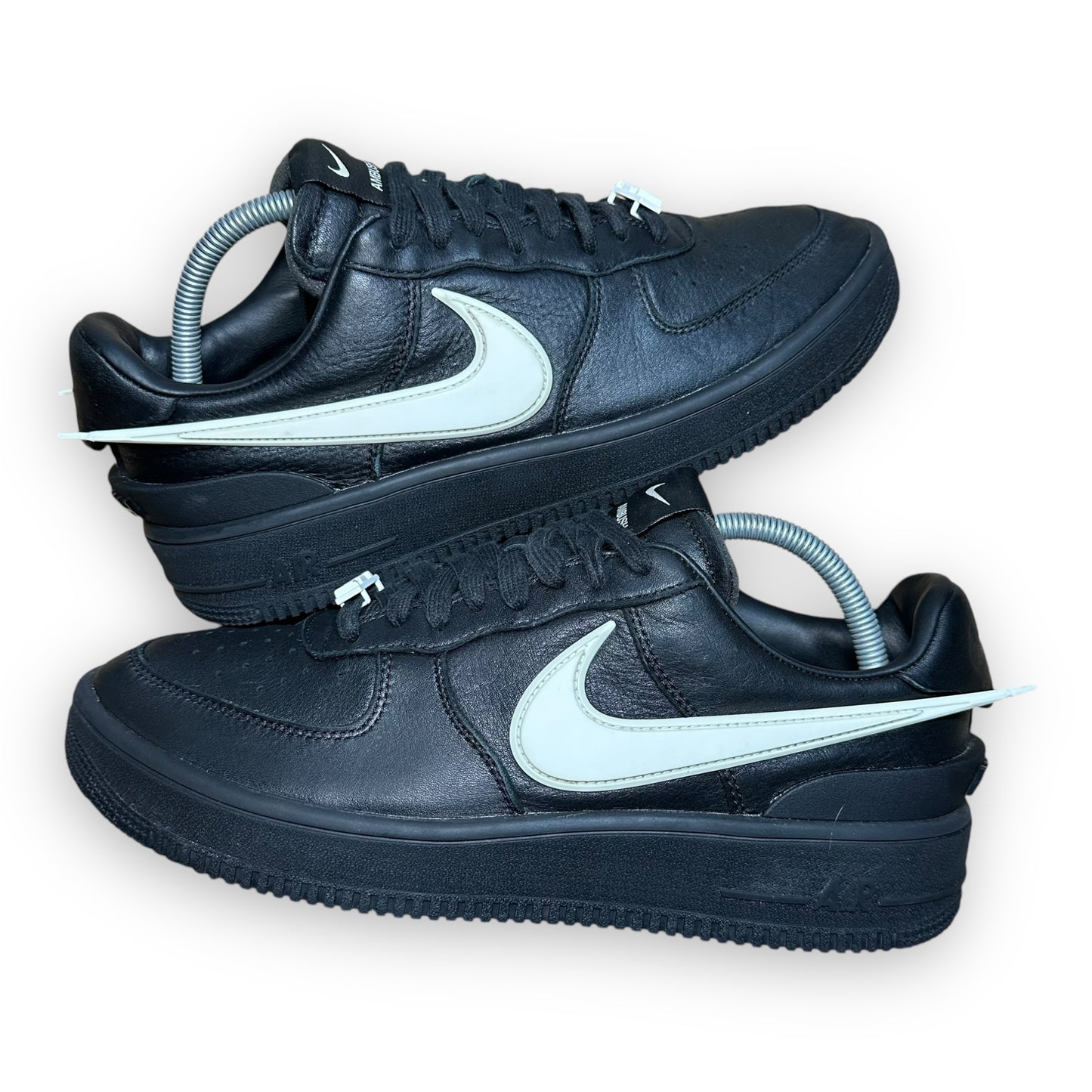 EU44 - US10 - UK9 • Air Force 1 Low AMBUSH Black Phantom