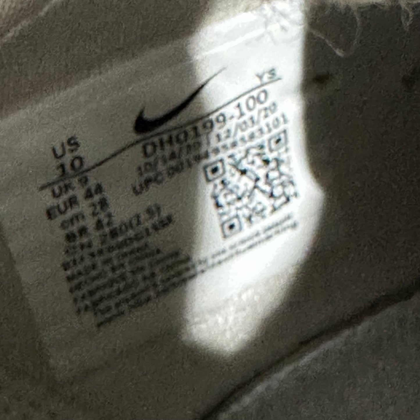 EU44 - US10 - UK9 • Air Carnivore Comme des Garcons White