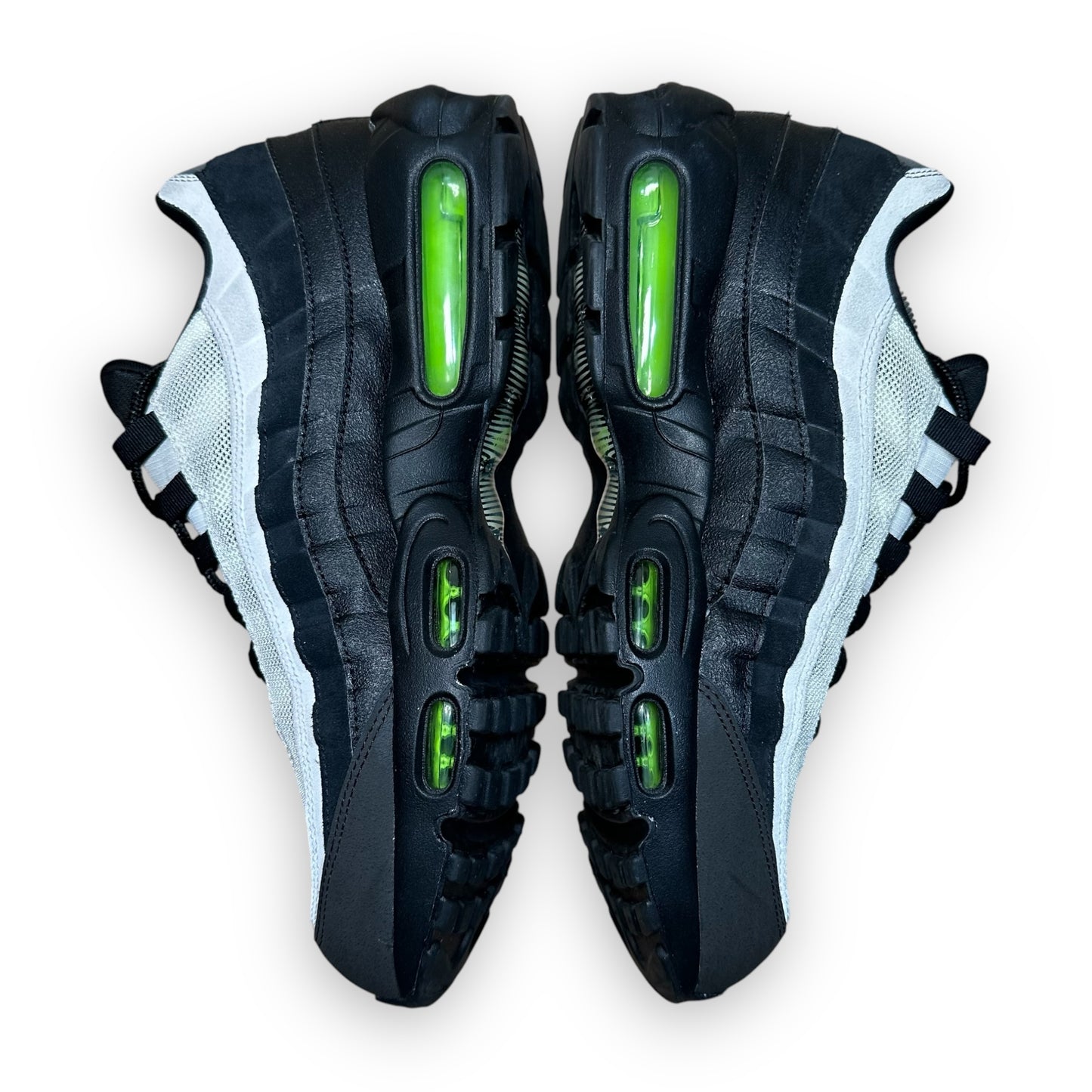EU45 - US11 - UK10 • Air Max 95 Antifreeze