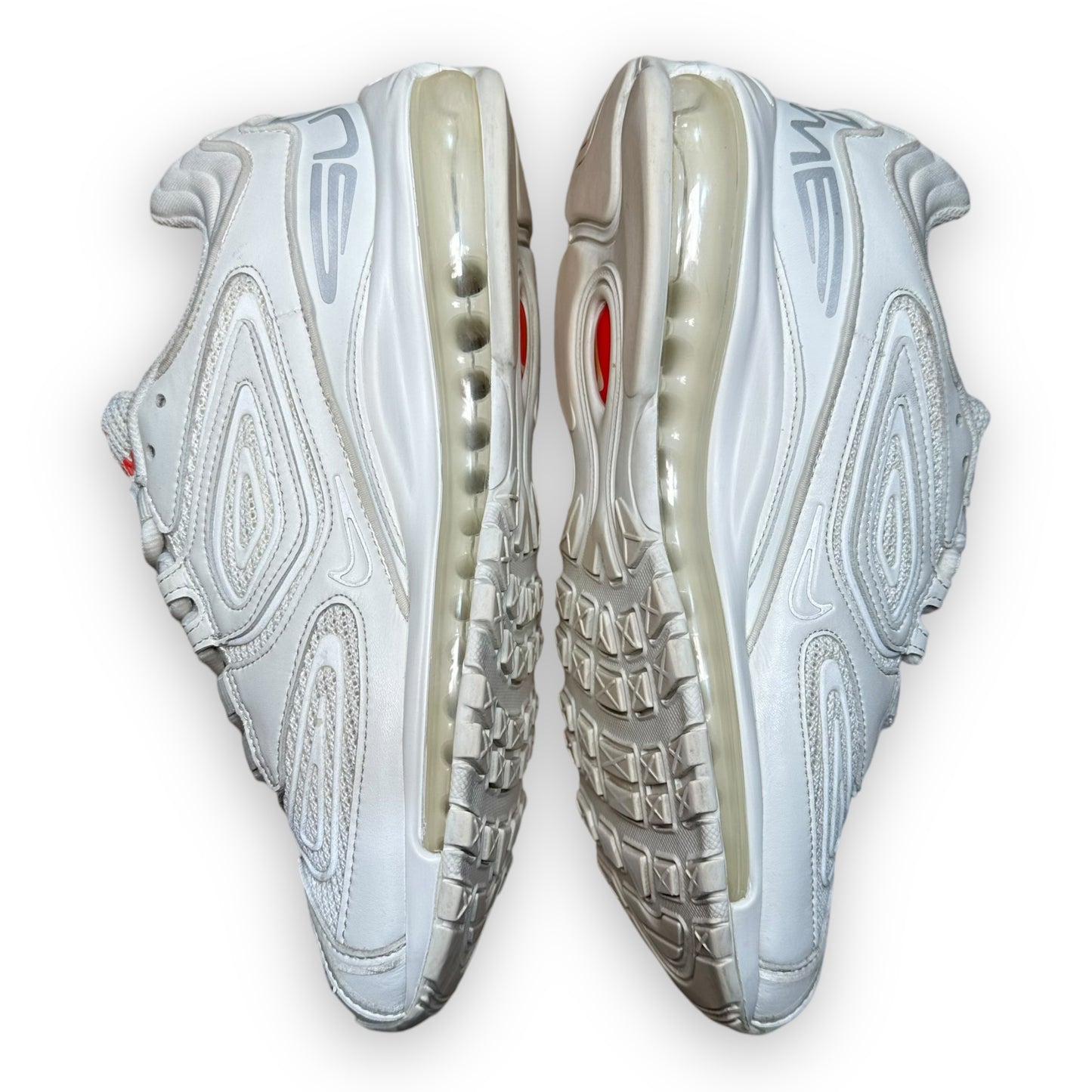 EU41 - US8 - UK7 • Air Max 98 TL Supreme White