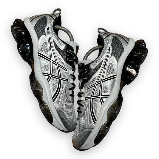 EU44 - US10 - UK9 • ASICS Gel-Quantum Kinetic Mid Grey Pure Silver