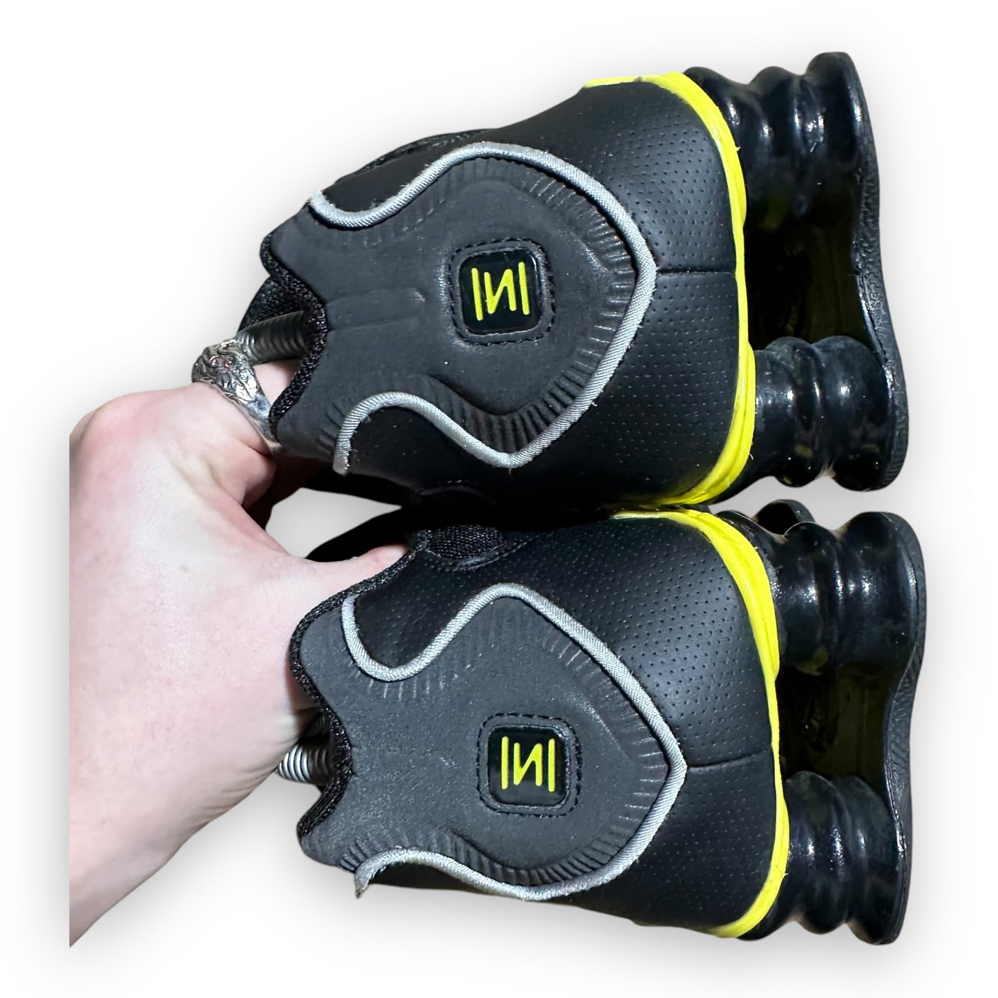 EU42.5 - US9 - UK8 • Shox TL Black Dynamic Yellow