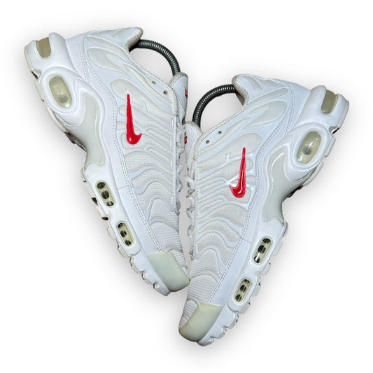 EU41 - US8 - UK7 • Air Max Plus TN Supreme White