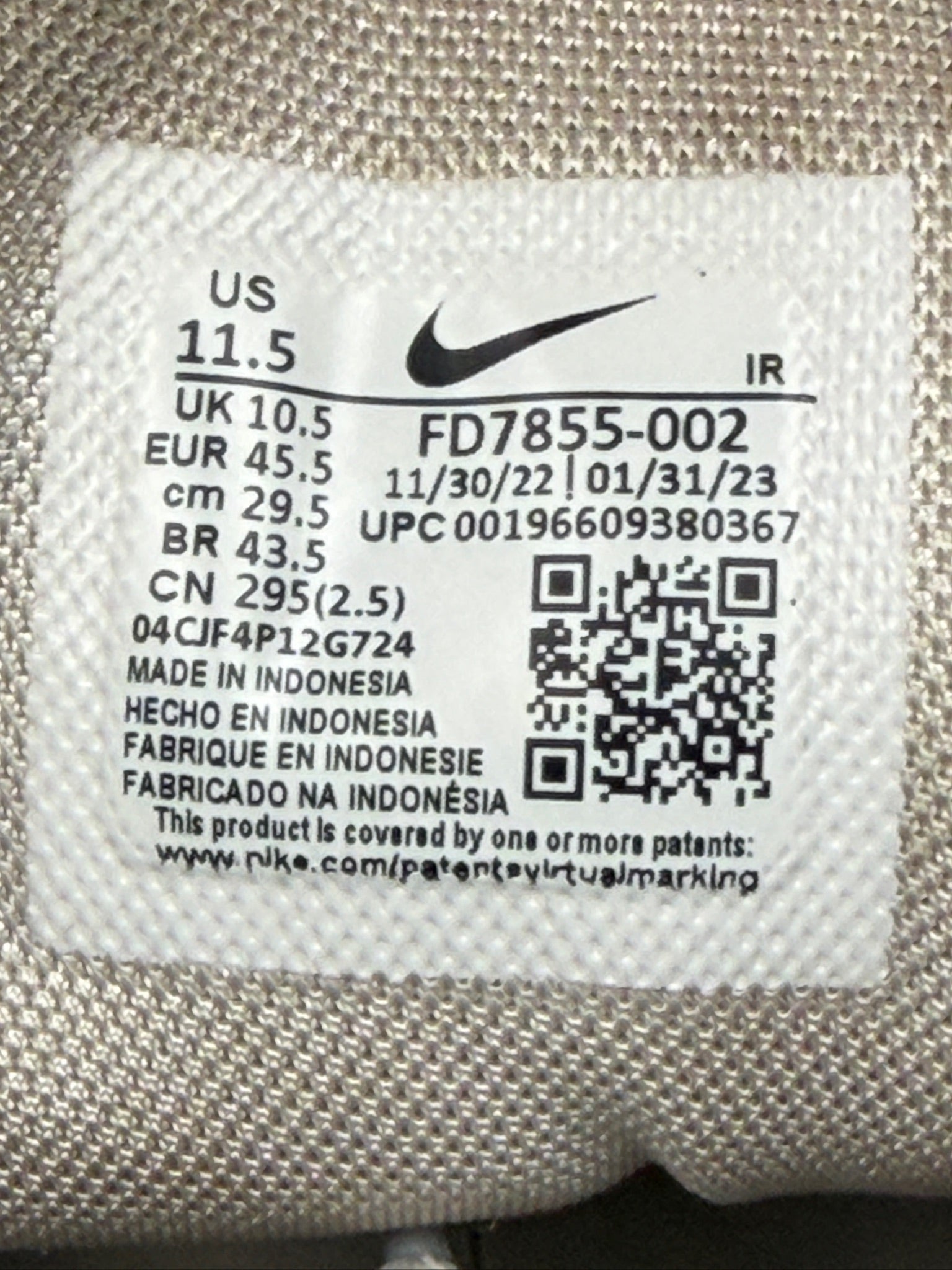 Air Max Plus TN A-COLD-WALL Platinum