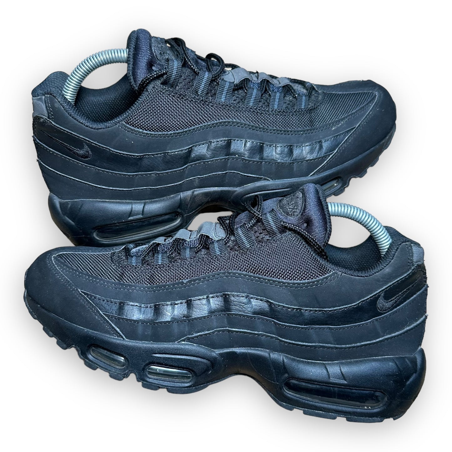 EU43 - US9.5 - UK8.5 • Air Max 95 Triple Black