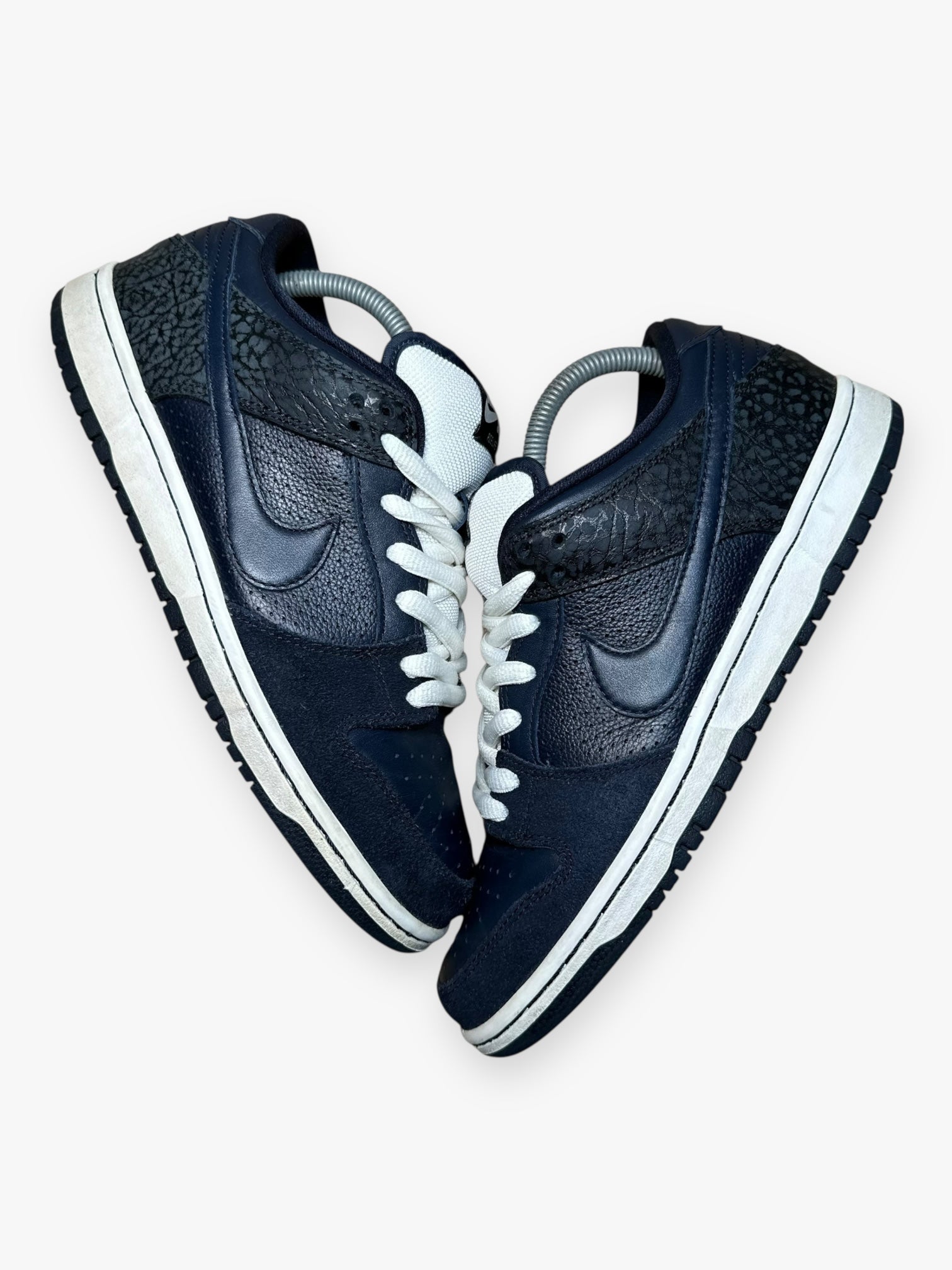 SB Dunk Low Murasaki Ride Life