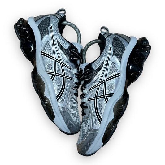 EU41 - US8 - UK7 • ASICS Gel-Quantum Kinetic Mid Grey Pure Silver