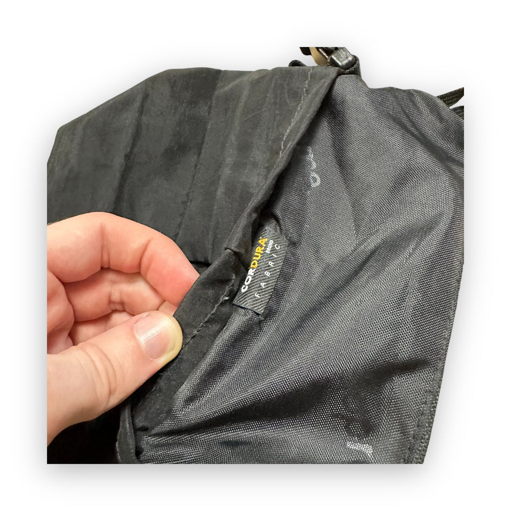 Bag Supreme Neck Pouch
 Black FW20