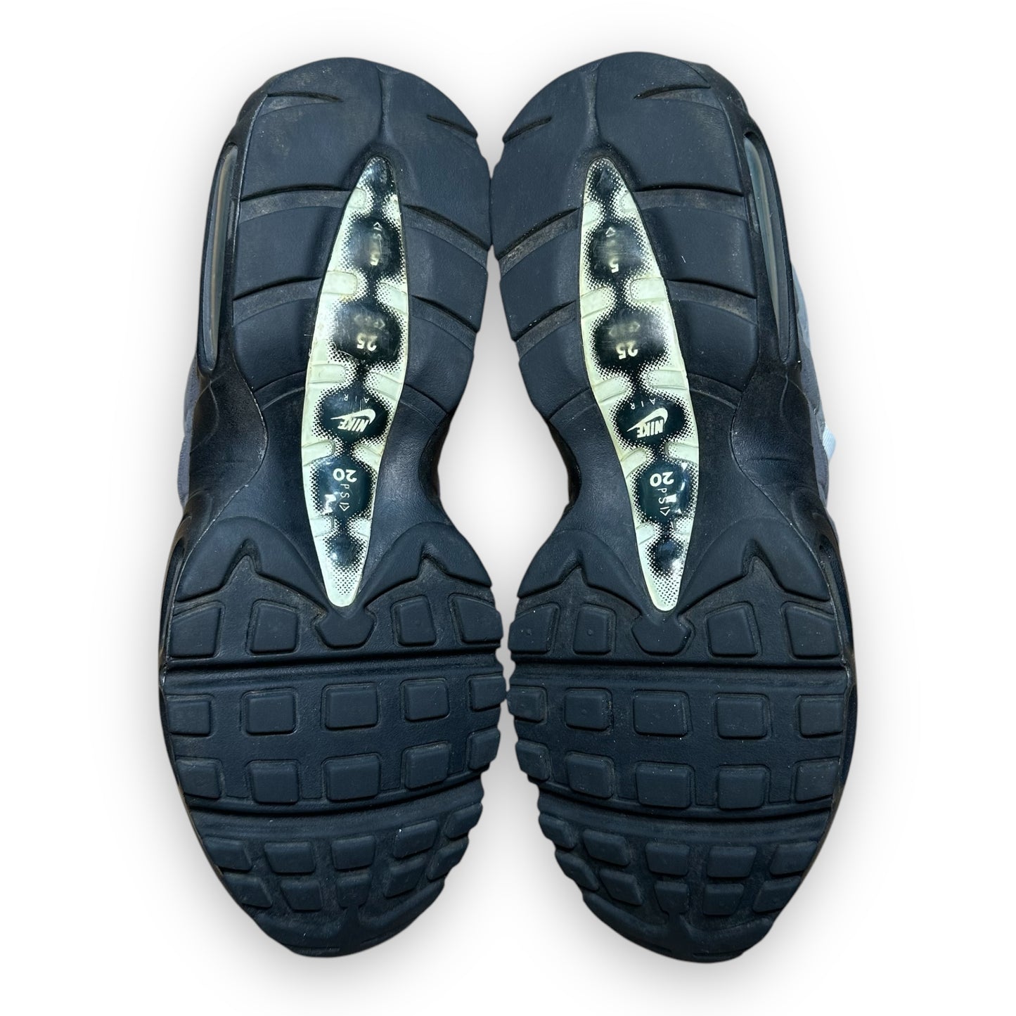 EU42 - US8.5 - UK7.5 • Air Max 95 OG Anthracite