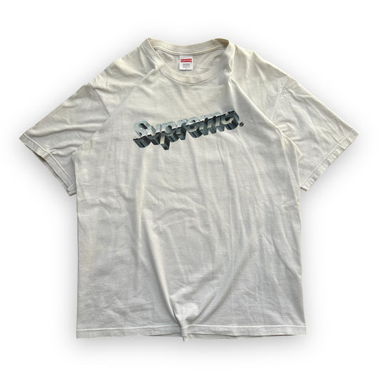 Tee Supreme Chrome Logo White SS20 (L)