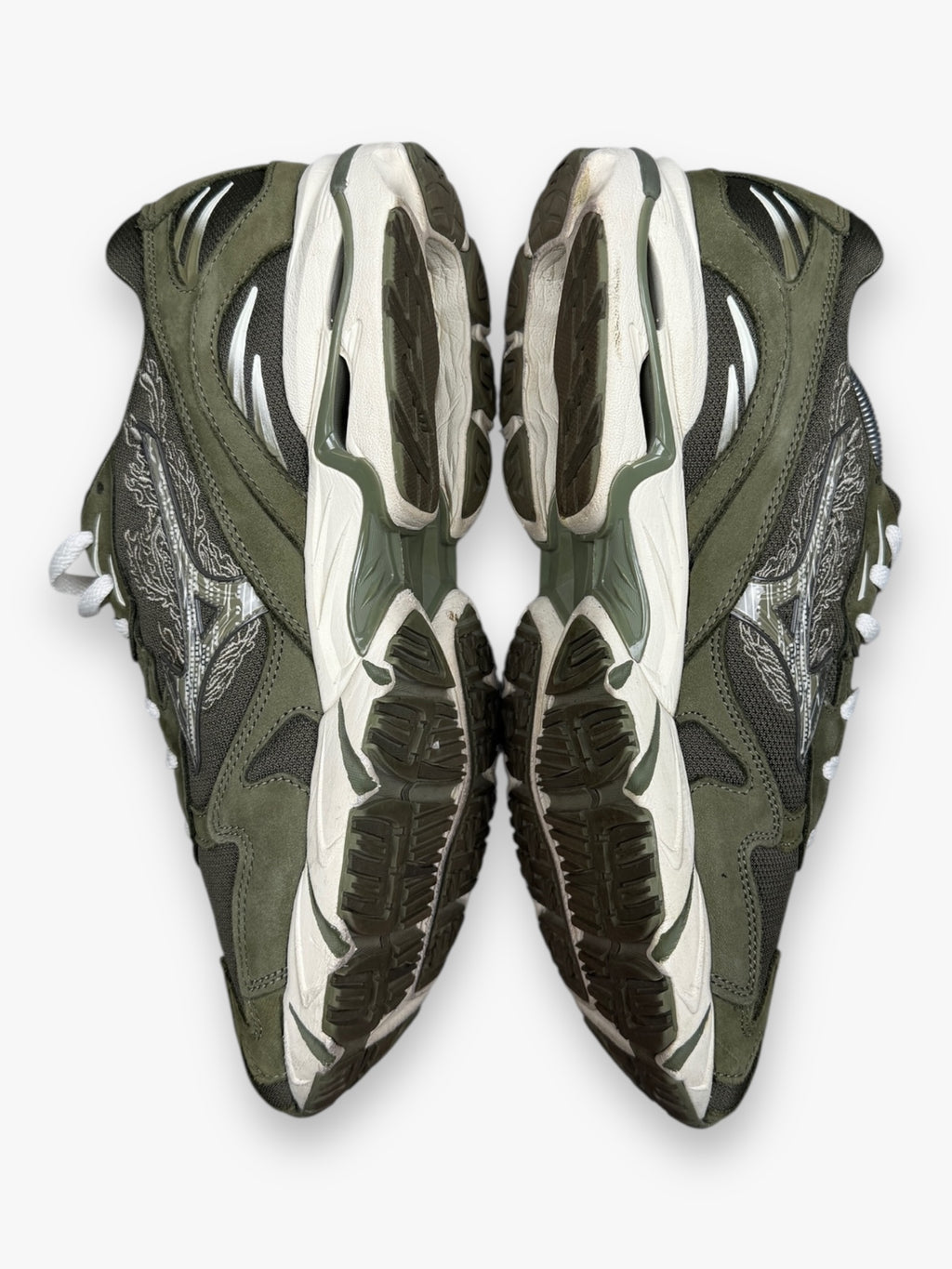 Mizuno Wave Ride 10 Maharishi Fire Phoenix