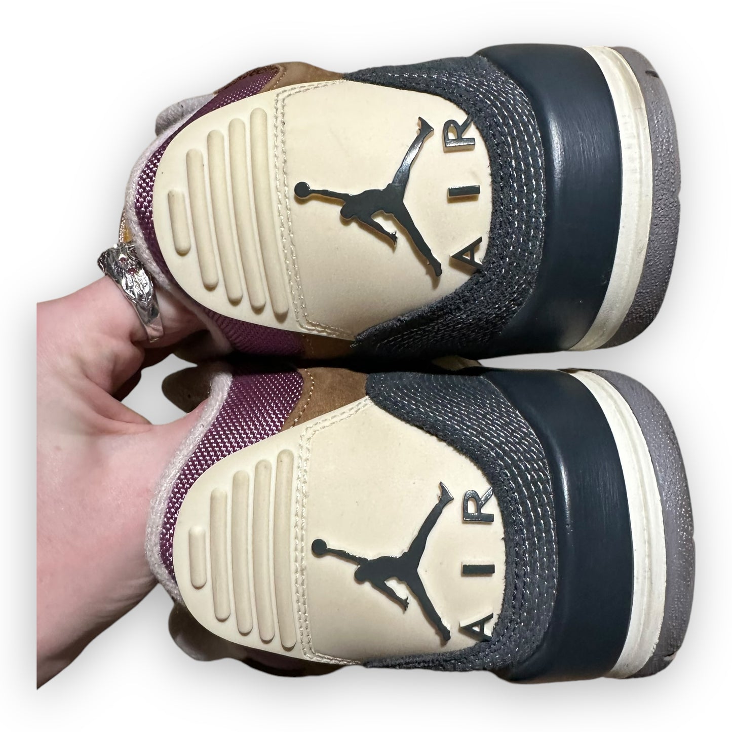 EU43 - US9.5 - UK8.5 • Jordan 3 Retro Winterized Archaeo Brown