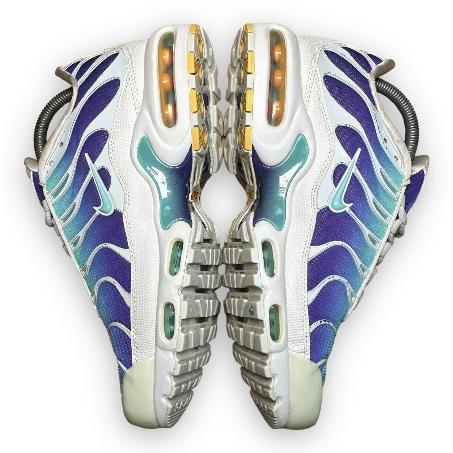 EU41 - US8 - UK7 • Air Max Plus Bleached Aqua