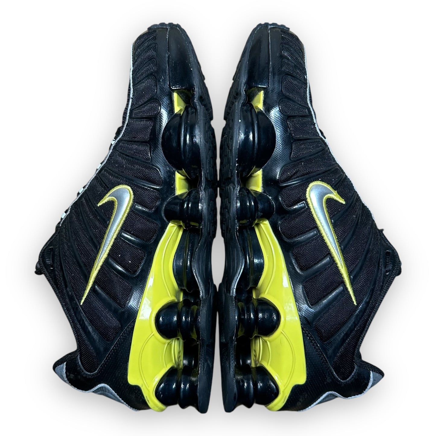 EU45 - US11 - UK10 • Shox TL Black Dynamic Yellow