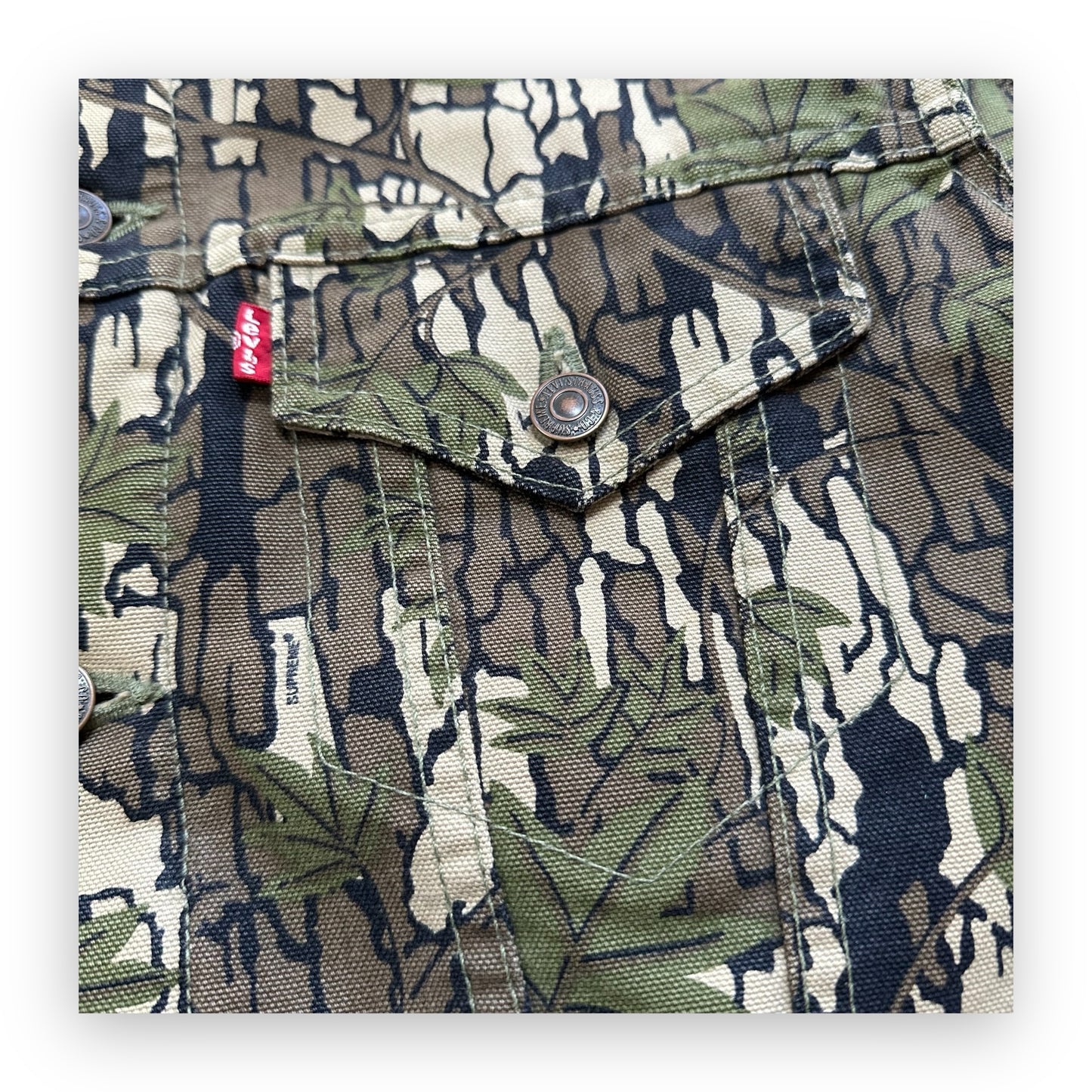 Jacket Supreme Levis Sherling Lined Camo Canvas Trucker FW13 (M)