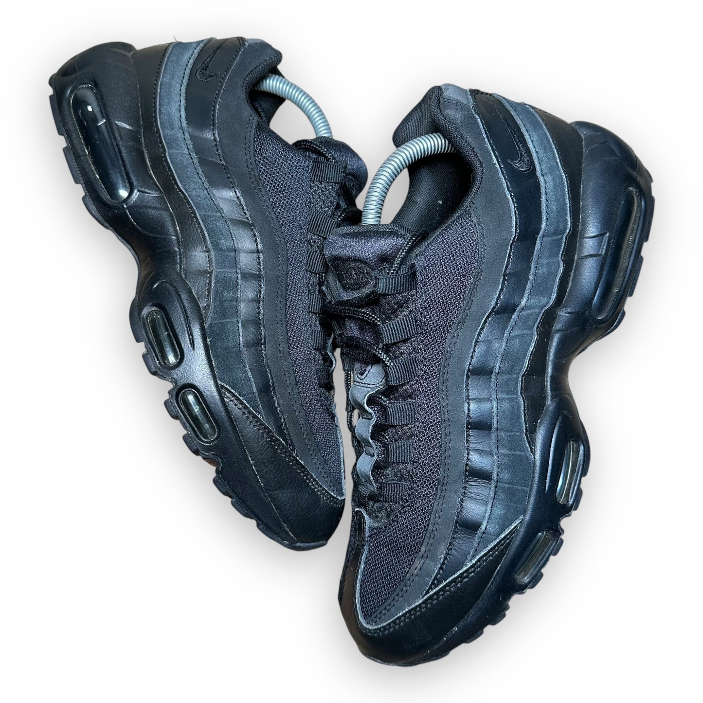 EU43 - US9.5 - UK8.5 • Air Max 95 Triple Black