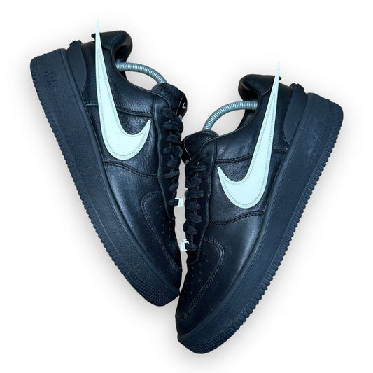 EU44 - US10 - UK9 • Air Force 1 Low AMBUSH Black Phantom