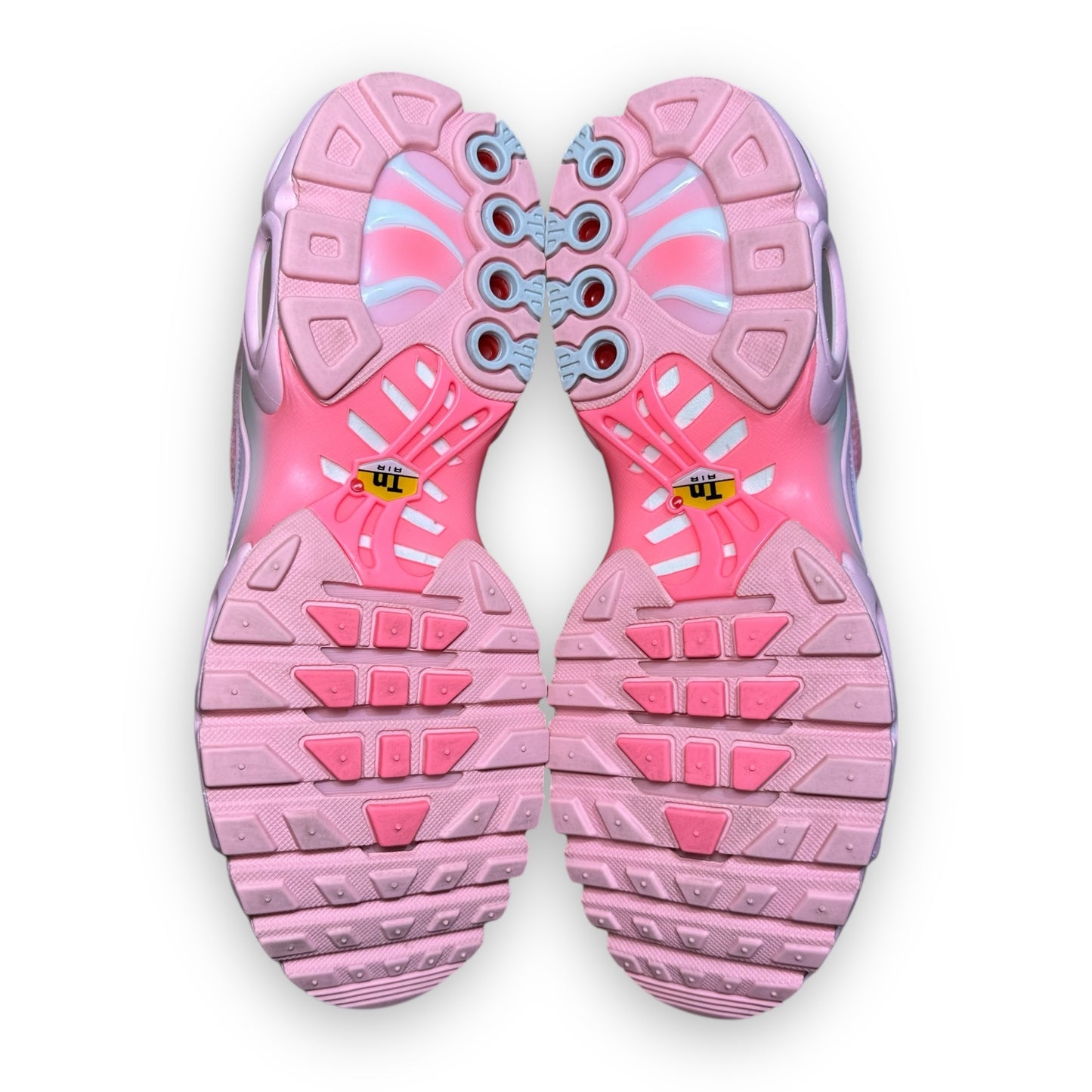 EU42 - US8.5 - UK7.5 • Air Max Plus TN City Special Atlanta