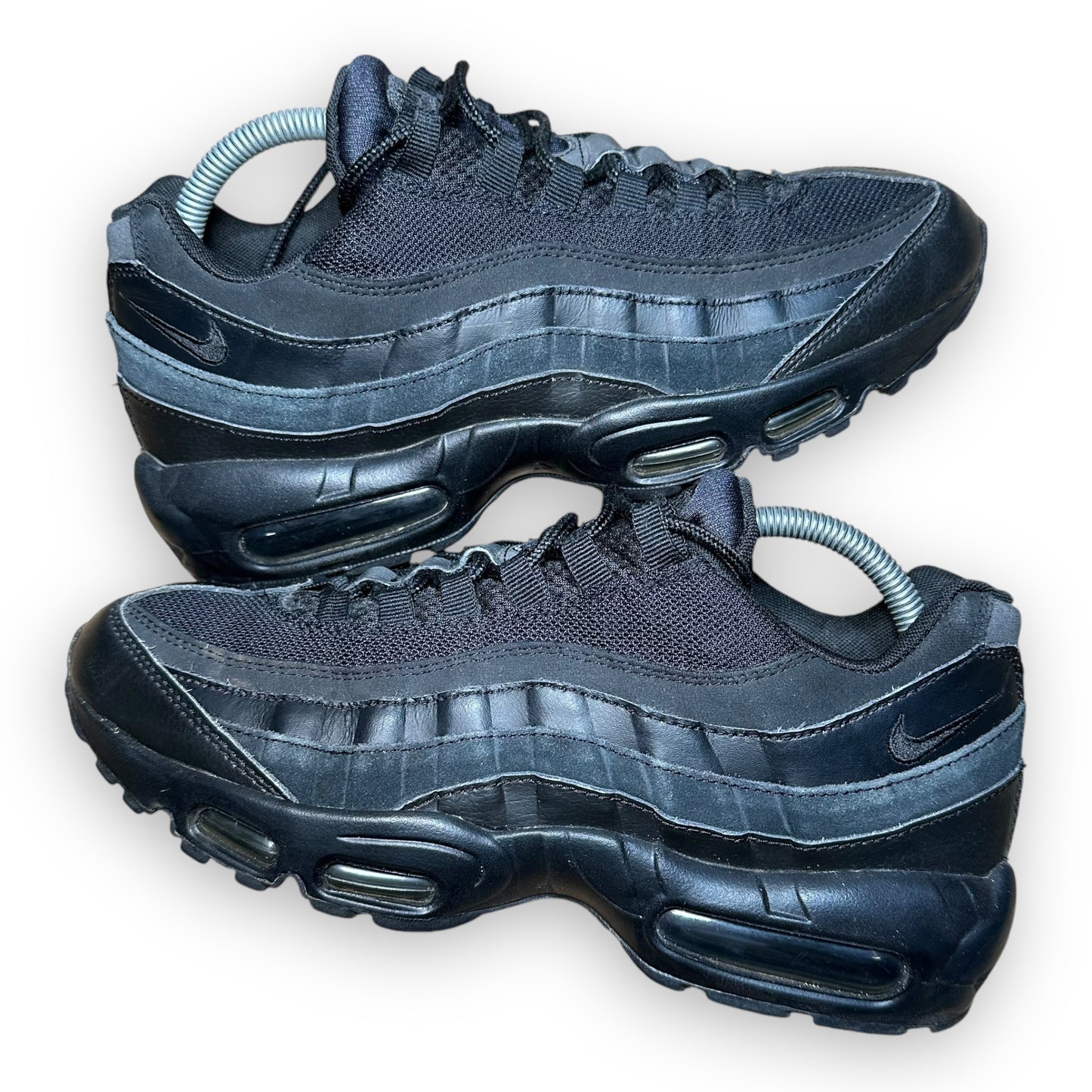 EU43 - US9.5 - UK8.5 • Air Max 95 Triple Black