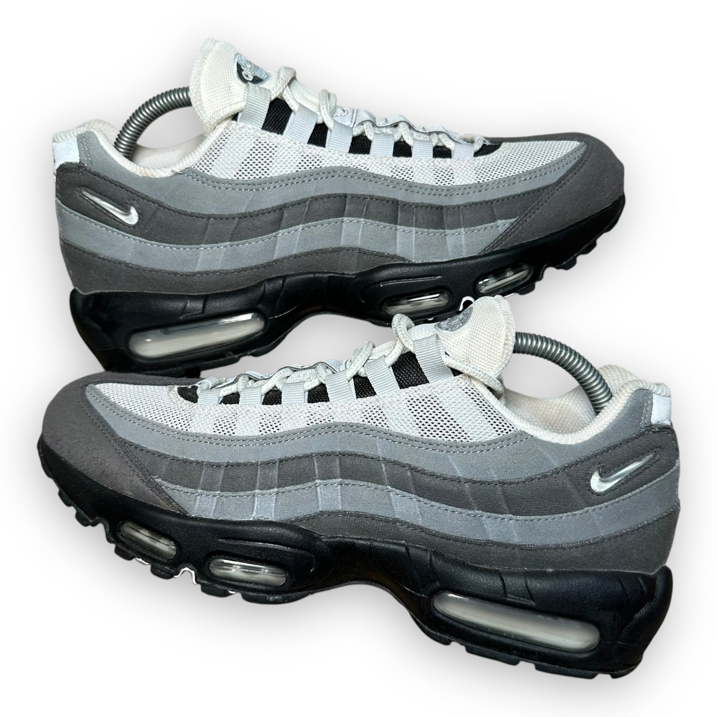 EU44 - US10 - UK9 • Air Max 95 Grey Jewel