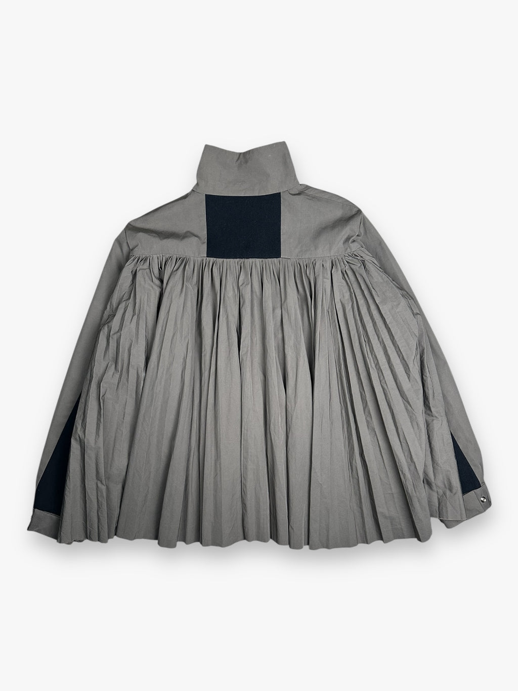 Sacai Matte Taffeta Pleat Jacket SS23