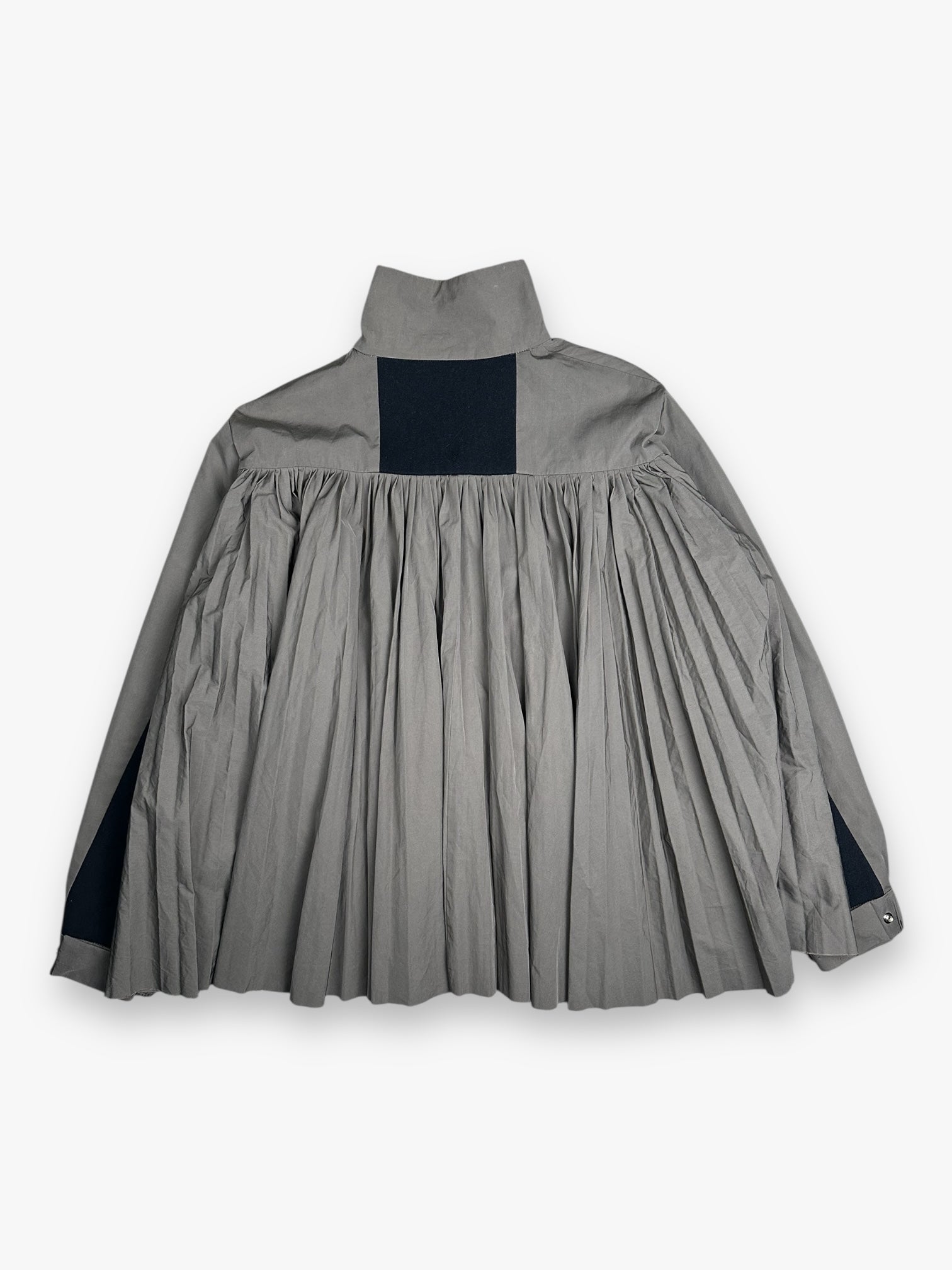Sacai Matte Taffeta Pleat Jacket SS23