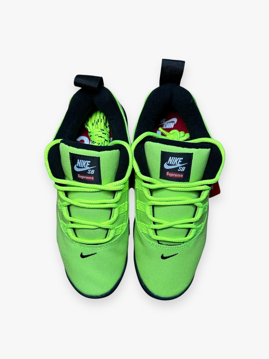 SB Darwin Low Supreme Volt