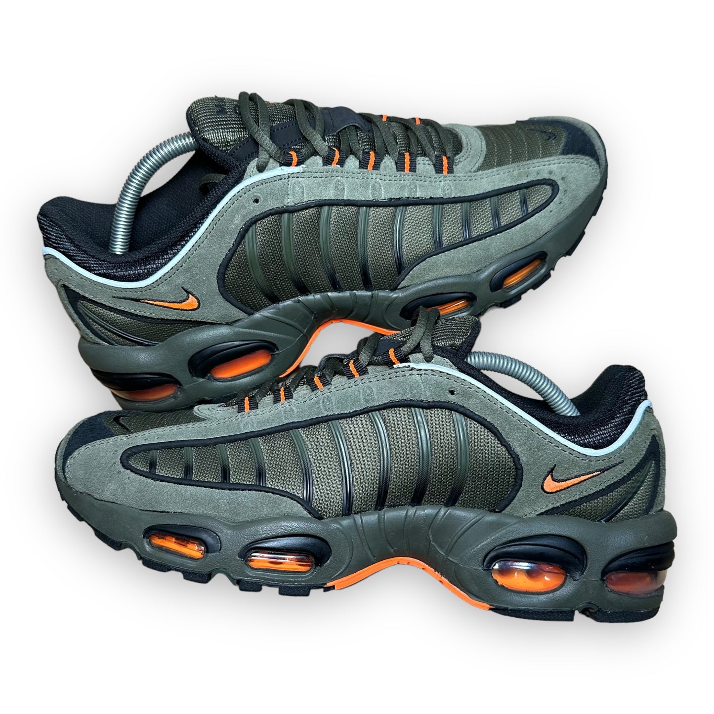 EU46 - US12 - UK11 • Air Max Tailwind 4 Kaki