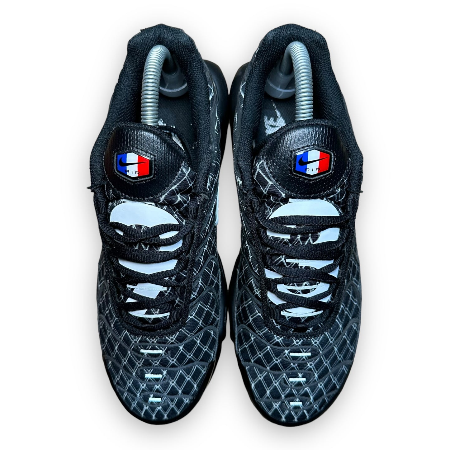 EU42 - US8.5 - UK7.5 • Air Max Plus France « 93 »