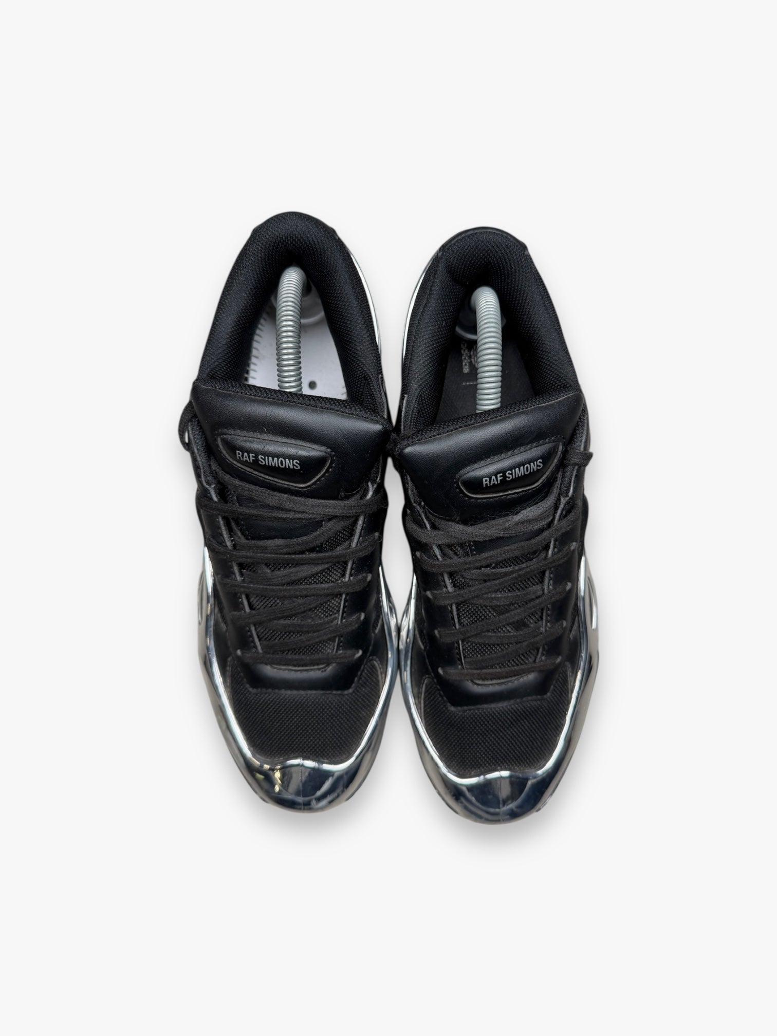 Ozweego Raf Simons Black Metallic Silver