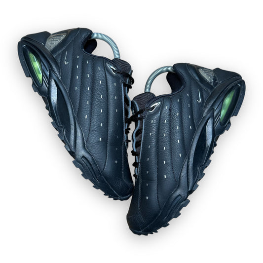 EU41 - US8 - UK7 • Air Terra Hot Step NOCTA Triple Black