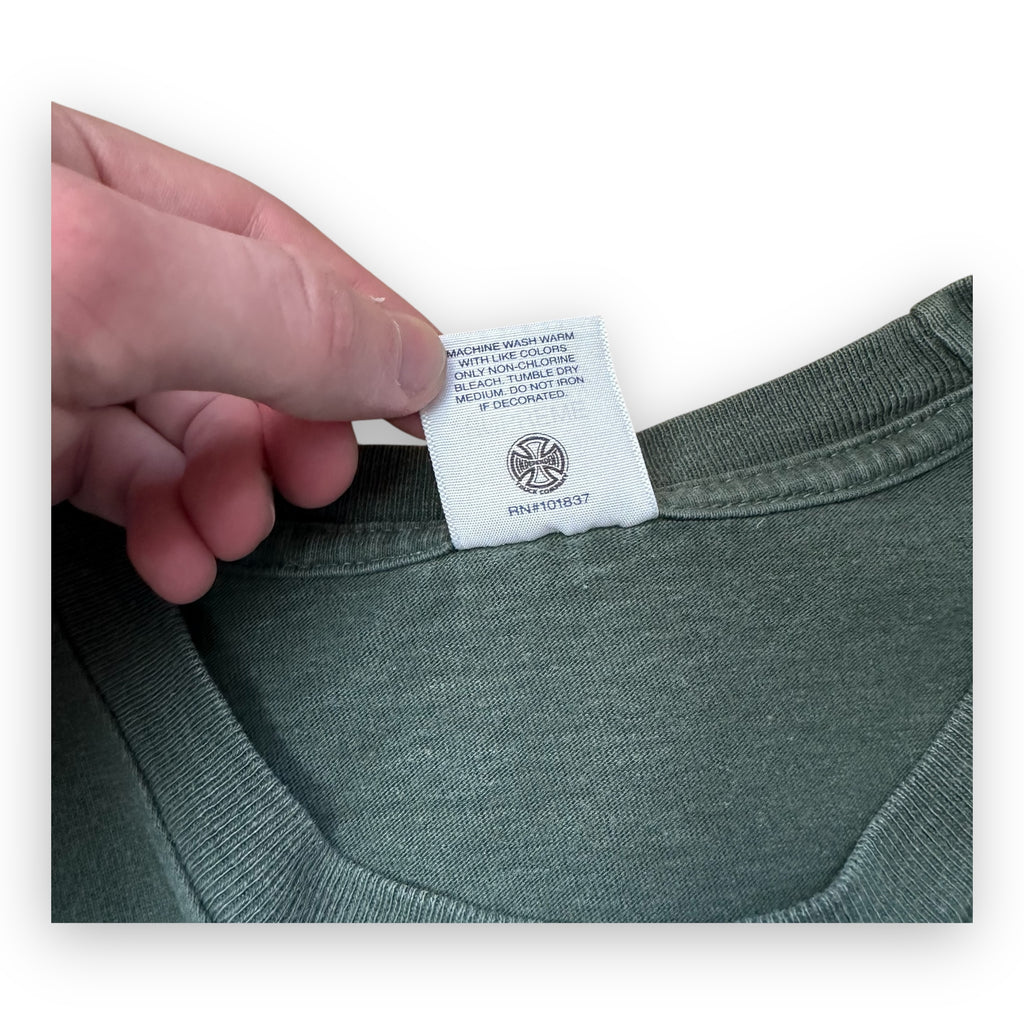 Tee Supreme Independant Old English Dark Green FW17