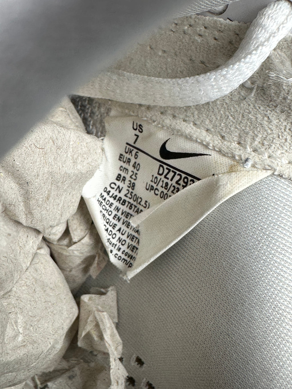 Hot Step 2 NOCTA White