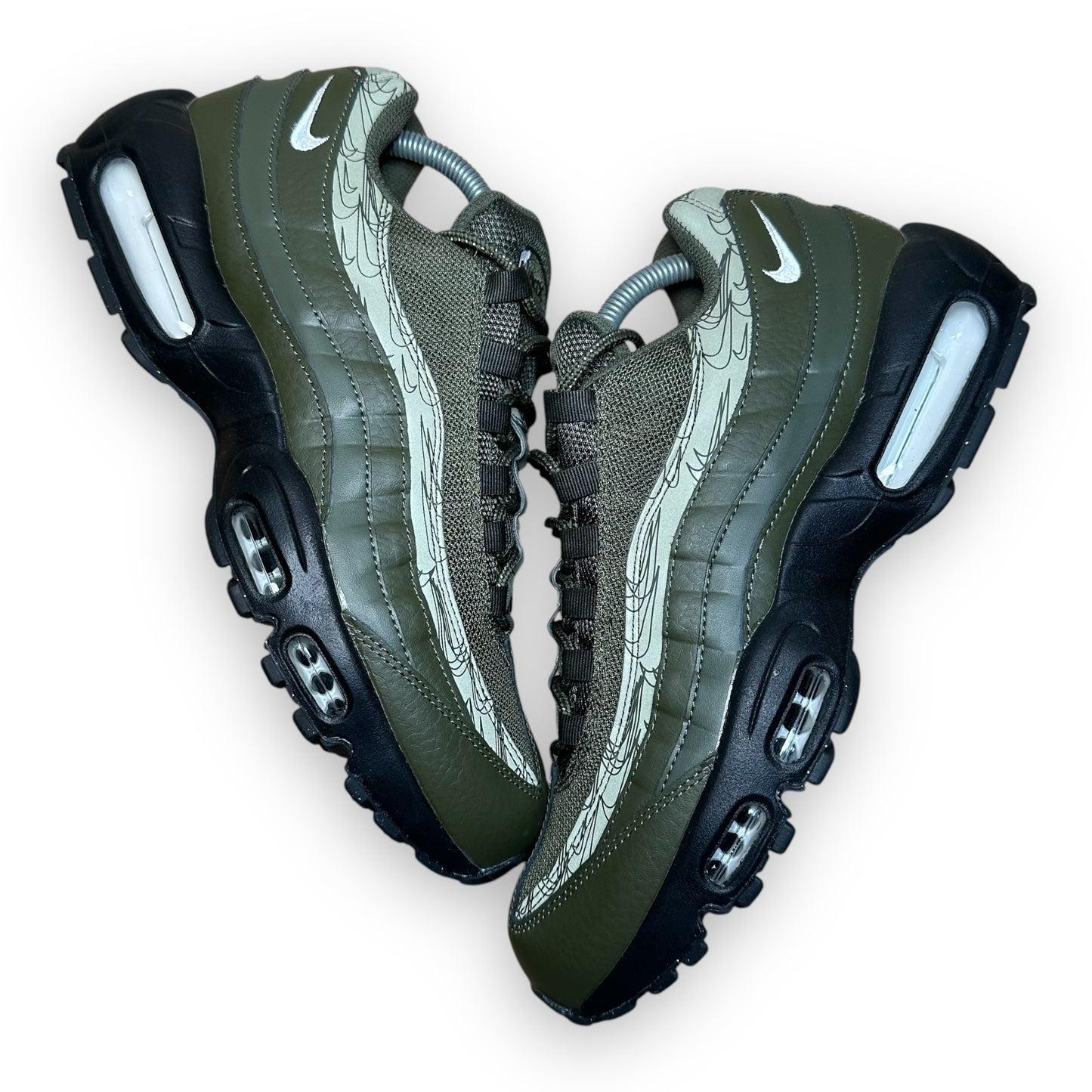 EU44 - US10 - UK9 • Air Max 95 Cargo Khaki Reflective