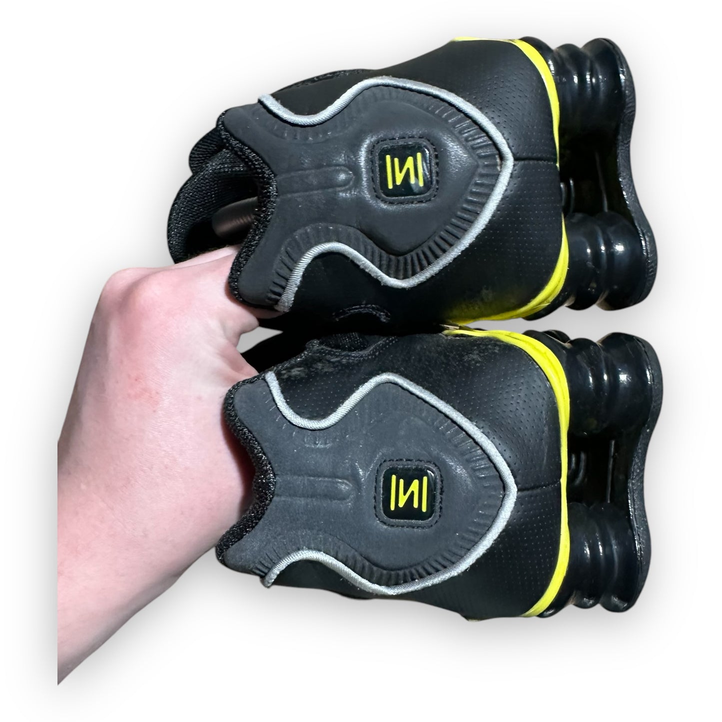 EU45 - US11 - UK10 • Shox TL Black Dynamic Yellow