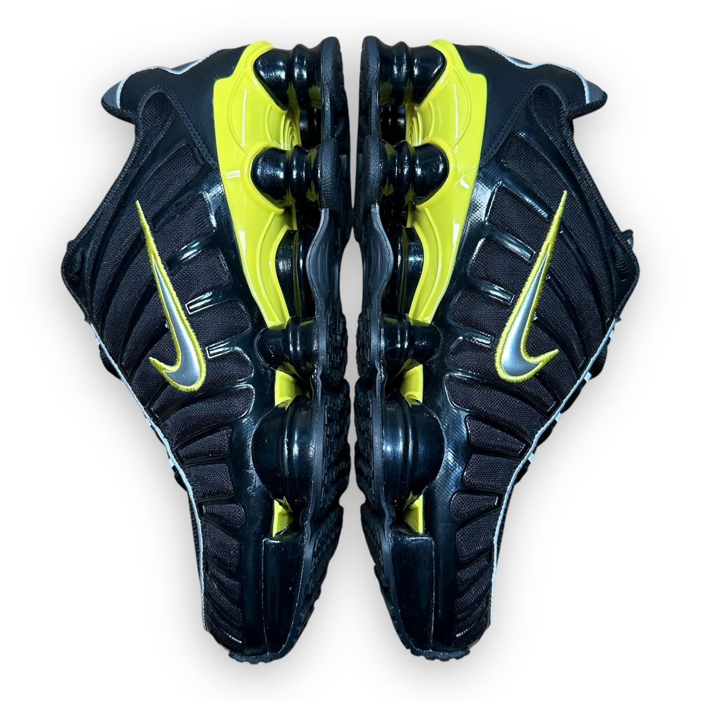 EU45 - US11 - UK10 • Shox TL Black Dynamic Yellow